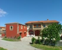 CASA LOS LEONES