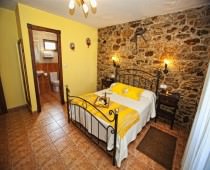 CASA CASTI�EIRAR