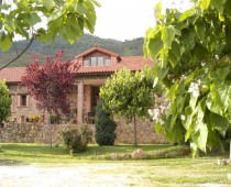 LA SAYUELA B&B CASA RURAL 