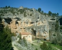 FUENTE DEL PINO