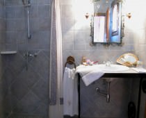 LA SAYUELA B&B CASA RURAL 