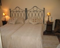 LA SAYUELA B&B CASA RURAL 