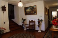 HOSTAL MONTA�ES