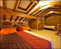 CASA LOS LEONES