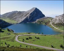 LOS LAGOS DE COVADONGA