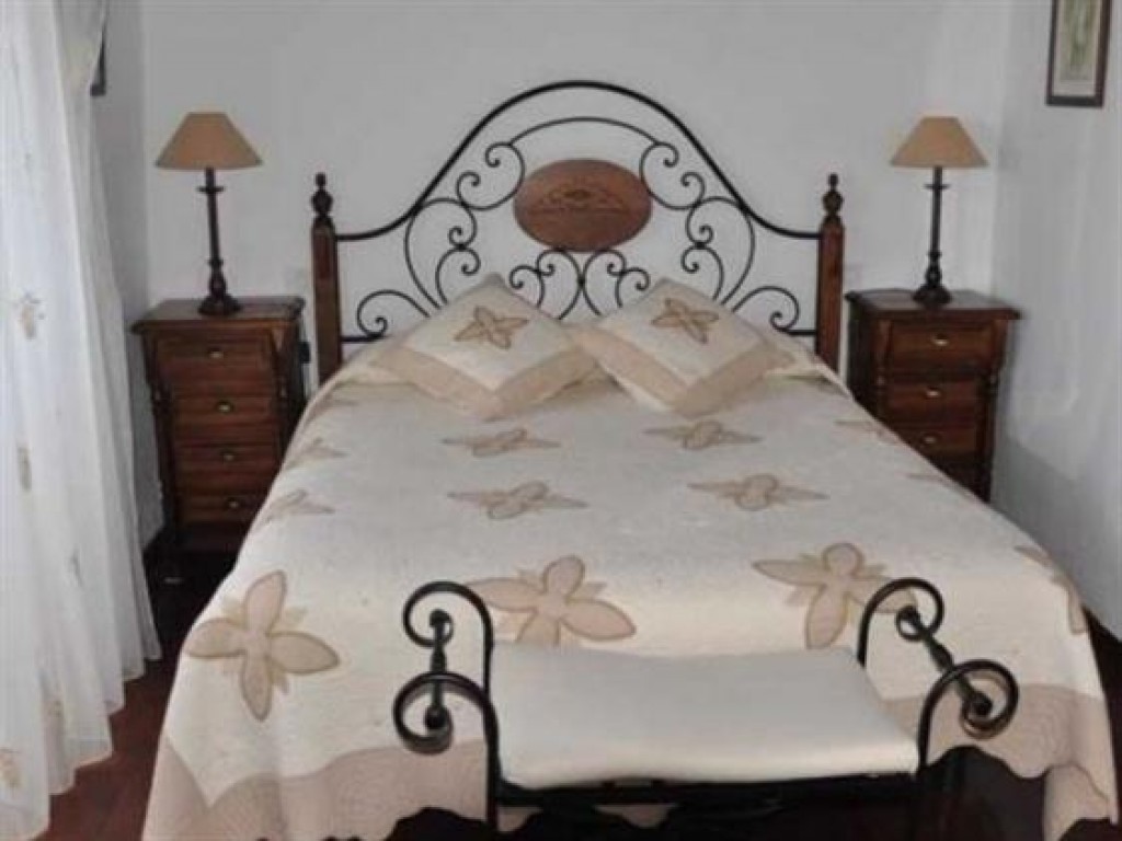 CASA RURAL LOS ÁNGELES, LOS LLANILLOS. FRONTERA - Ibérica Turismo