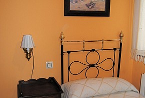 APARTAMENTOS LA PUERTA DEL ESTRECHO