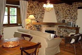 APARTAMENTOS RURALES CA LULON
