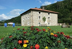 APARTAMENTOS RURALES CA LULON