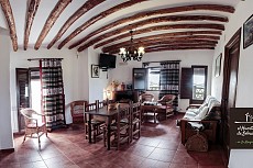APARTAMENTOS RURALES EL HUERTO DE LOBRAS
