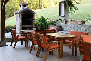 APARTAMENTOS RURALES LA CAVIANA