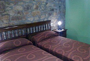 APARTAMENTOS RURALES LA CAVIANA