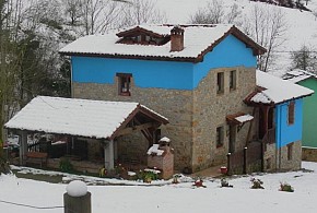 APARTAMENTOS RURALES LA CAVIANA