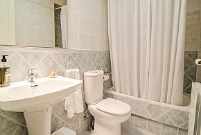 APARTAMENTOS SALMERONES