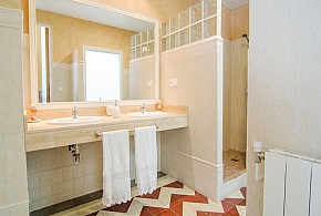 APARTAMENTOS SALMERONES