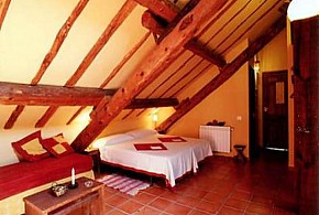 CASA ARANA