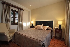CASA BAÑOS DE LA VILLA