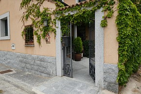 CASA DEL PORTALON