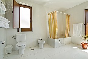 CASA LOS LLARES