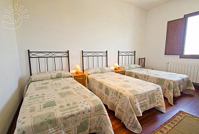 CASA LOS LLARES