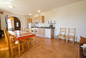 CASA LOS LLARES