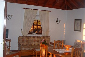 CASA LOS VIÑEDOS