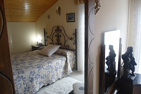 CASA MARIÑEIRA LOURDES