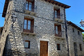 CASA PEDRO BERGUA