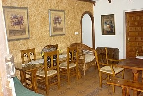 CASA RURAL CHACÓN