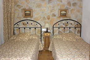 CASA RURAL CHACÓN