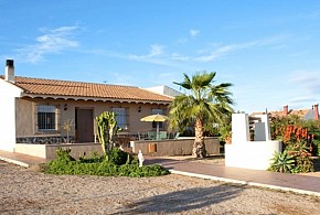 CASA RURAL FINCA LIARTE