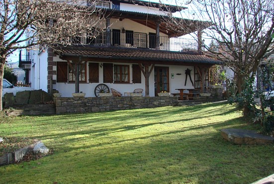 CASA RURAL GURUTZE LANDETXEA