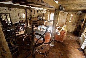 CASA RURAL LA FUENTE DEL POVAL