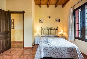 CASA RURAL LOMA EL LETRAO