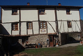 CASA UGARTE