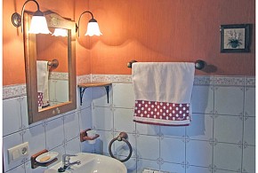 CASAS RURALES LA FUENTE Y CAÑO CHICO