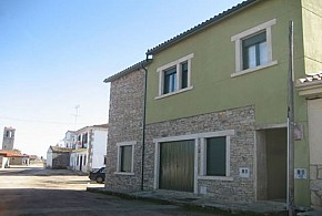 CASAS RURALES LA FUENTE Y ZAPATERO