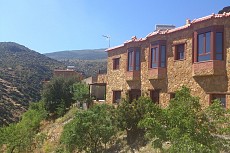CASAS RURALES LA JIROLA