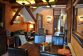 CASAS RURALES LAS CAVAS