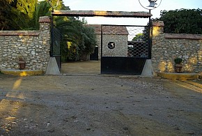 CORTIJO FERRADORES