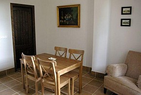 CORTIJO LOS PARRALES