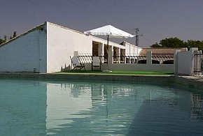 CORTIJO LOS PARRALES