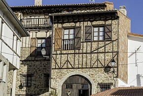 EL BALCÓN DEL PUEBLO