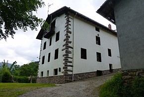 GOROSTIPALEKO BORDA