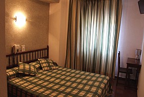 HOSTAL PALAFOX