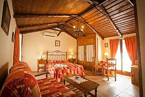 LA POSADA DEL ARCO