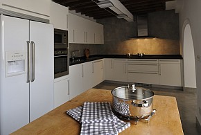 VILLA CORNELIUS