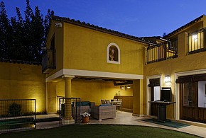 VILLA CORNELIUS