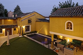 VILLA CORNELIUS