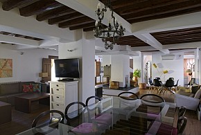 VILLA CORNELIUS